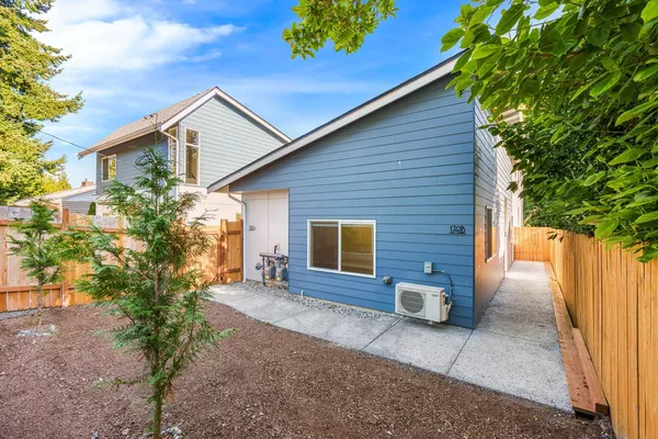 2 bedrooms apartment for rent in Bitter Lake - North Seattle, Seattle