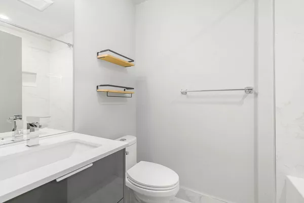 2 bedrooms apartment for rent in Genesse - West Seattle, Seattle