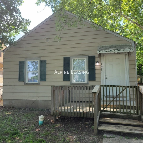 3 bedrooms apartment for rent in Mars Hill - West Indy, Indianapolis
