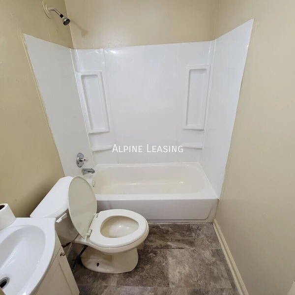 3 bedrooms apartment for rent in Mars Hill - West Indy, Indianapolis