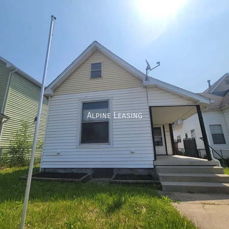 4 bedrooms apartment for rent in Near Eastside - Central Indy, Indianapolis