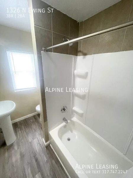 3 bedrooms apartment for rent in Near Eastside - Central Indy, Indianapolis