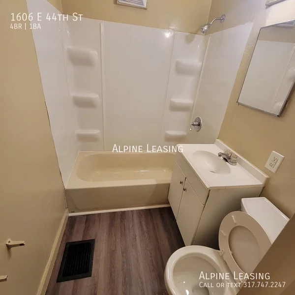 4 bedrooms apartment for rent in Fairgrounds - North Indy, Indianapolis
