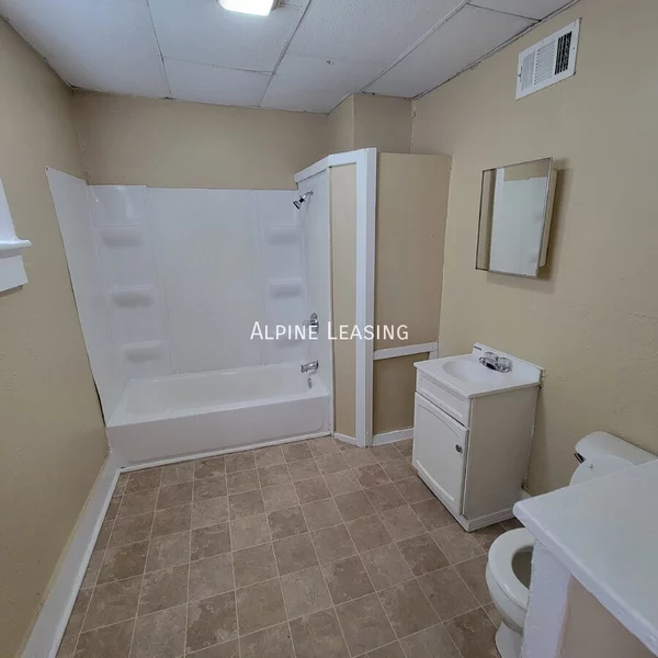 3 bedrooms apartment for rent in Near Southeast - Central Indy, Indianapolis