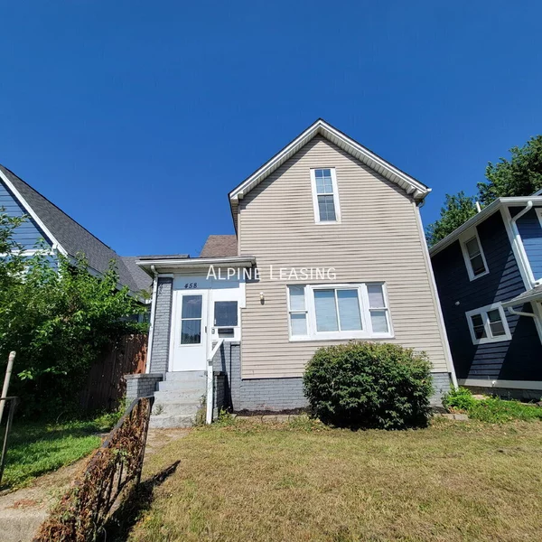 4 bedrooms apartment for rent in Near Eastside - Central Indy, Indianapolis