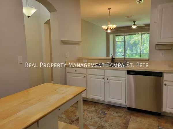 2 bedrooms apartment for rent in Town 'n' Country - West Tampa, Tampa