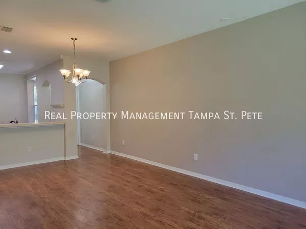 2 bedrooms apartment for rent in Town 'n' Country - West Tampa, Tampa