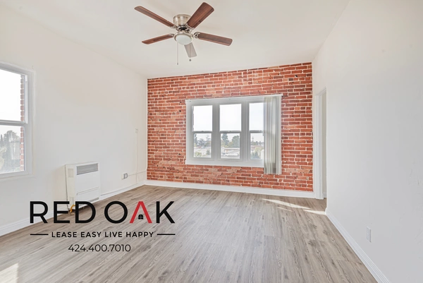 Studio Apartment for rent in Arlington Heights - Central Los Angeles, Los Angeles