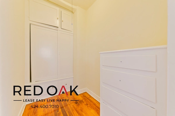 Studio Apartment for rent in Windsor Square - Central Los Angeles, Los Angeles