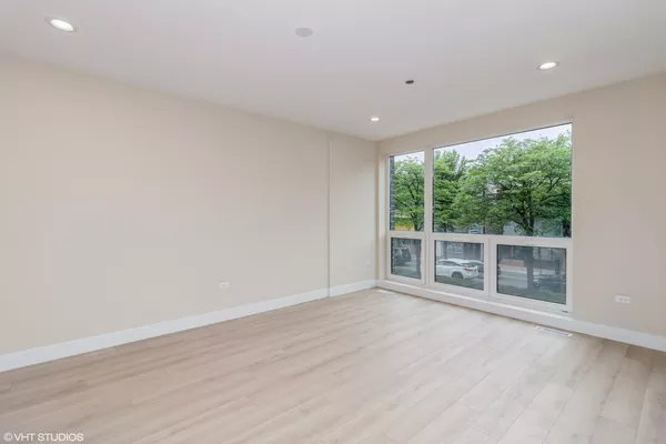 2 bedrooms apartment for rent in Irving Park - Northwest Side, Chicago