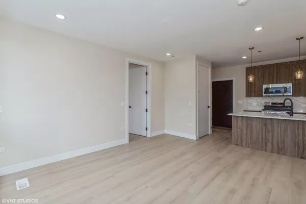 2 bedrooms apartment for rent in Irving Park - Northwest Side, Chicago