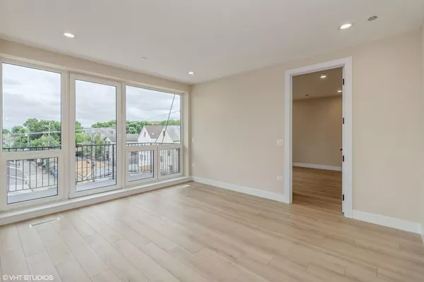 2 bedrooms apartment for rent in Irving Park - Northwest Side, Chicago