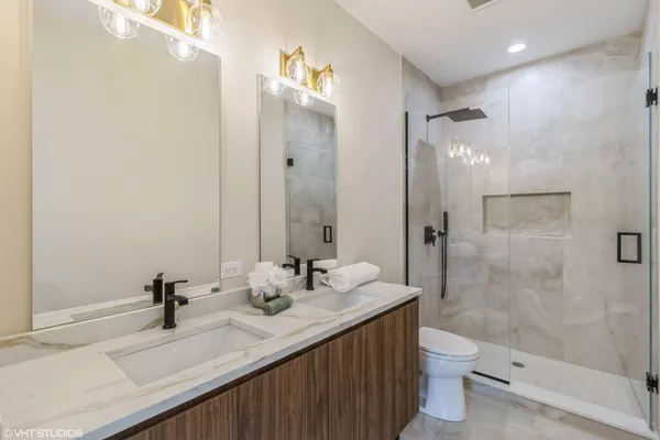 2 bedrooms apartment for rent in Irving Park - Northwest Side, Chicago