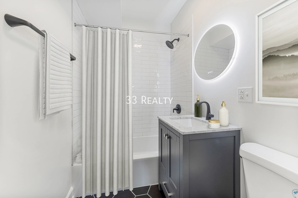 2 bedrooms apartment for rent in Andersonville - Far North Side, Chicago
