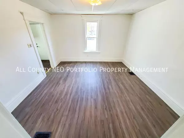 2 bedrooms apartment for rent in Westgate - West Columbus, Columbus