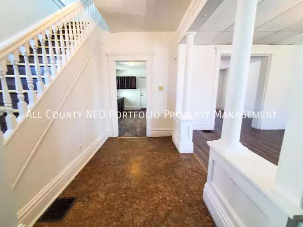 2 bedrooms apartment for rent in Westgate - West Columbus, Columbus