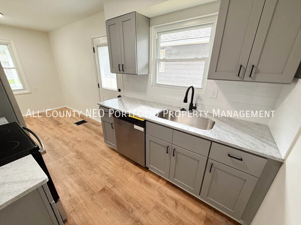 3 bedrooms apartment for rent in Vassor Village - South Columbus, Columbus