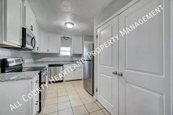 4 bedrooms apartment for rent in Ross Heights - Central OKC, Oklahoma City
