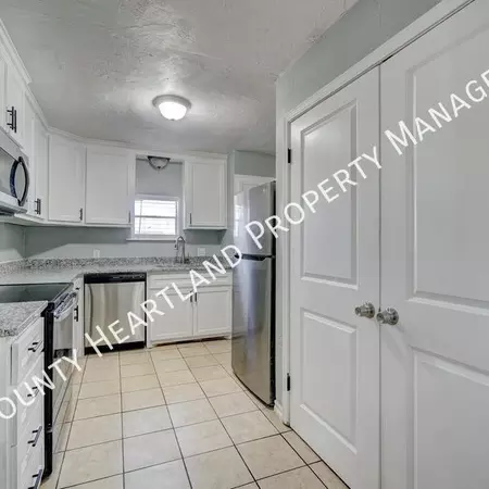 4 bedrooms apartment for rent in Ross Heights - Central OKC, Oklahoma City