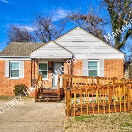 4 bedrooms apartment for rent in Ross Heights - Central OKC, Oklahoma City