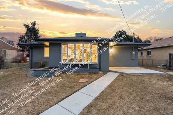 5 bedrooms apartment for rent in Stapleton - East Denver, Denver