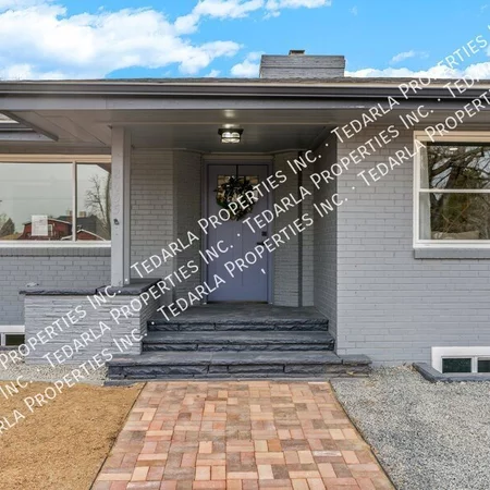 5 bedrooms apartment for rent in Stapleton - East Denver, Denver