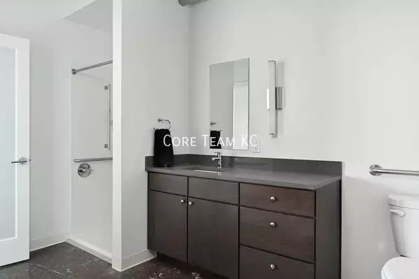 1 bedroom apartment for rent in Midtown-Westport - KCMO, Kansas City