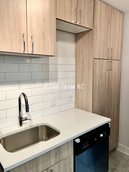 1 bedroom apartment for rent in Midtown-Westport - KCMO, Kansas City
