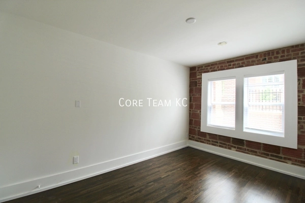 1 bedroom apartment for rent in Midtown-Westport - KCMO, Kansas City