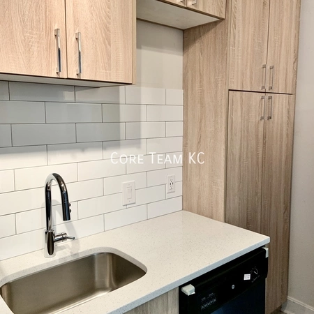 1 bedroom apartment for rent in Midtown-Westport - KCMO, Kansas City