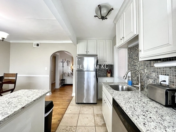 2 bedrooms apartment for rent in Country Club Plaza - KCMO, Kansas City