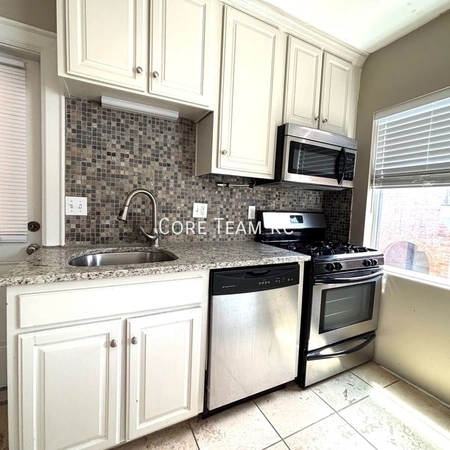 2 bedrooms apartment for rent in Country Club Plaza - KCMO, Kansas City