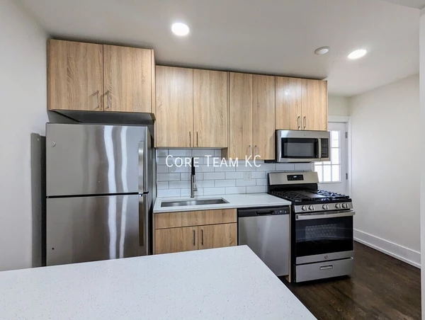 2 bedrooms apartment for rent in Midtown-Westport - KCMO, Kansas City