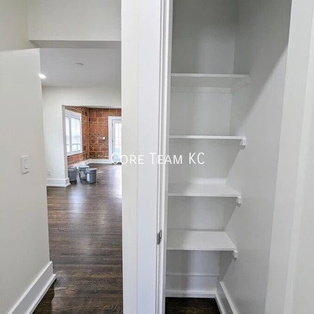 2 bedrooms apartment for rent in Midtown-Westport - KCMO, Kansas City