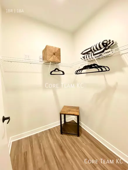 1 bedroom apartment for rent in Waldo - KCMO, Kansas City