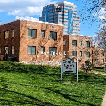 1 bedroom apartment for rent in Country Club Plaza - KCMO, Kansas City