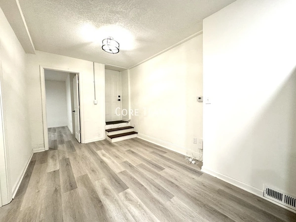 2 bedrooms apartment for rent in Midtown-Westport - KCMO, Kansas City