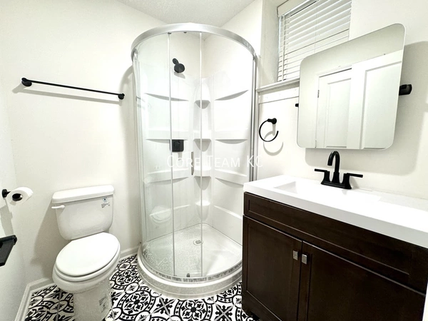 2 bedrooms apartment for rent in Midtown-Westport - KCMO, Kansas City