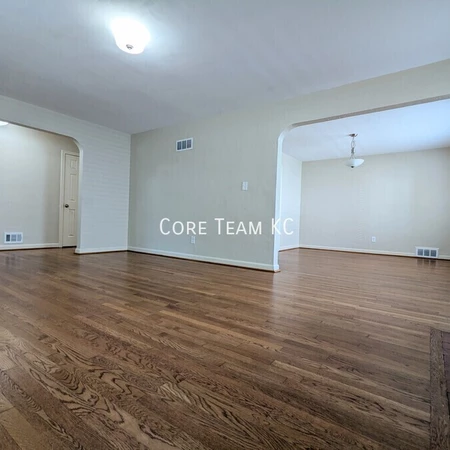 3 bedrooms apartment for rent in Armour Hills - KCMO, Kansas City