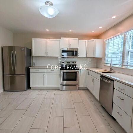 3 bedrooms apartment for rent in Armour Hills - KCMO, Kansas City