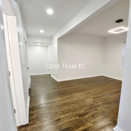 2 bedrooms apartment for rent in Midtown-Westport - KCMO, Kansas City