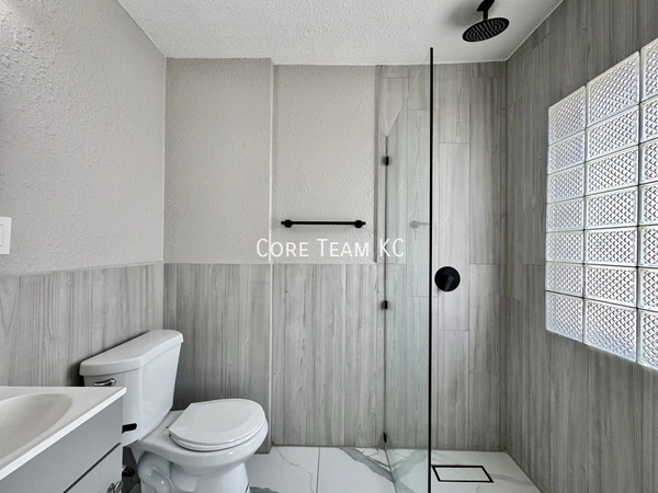 1 bedroom apartment for rent in Country Club Plaza - KCMO, Kansas City