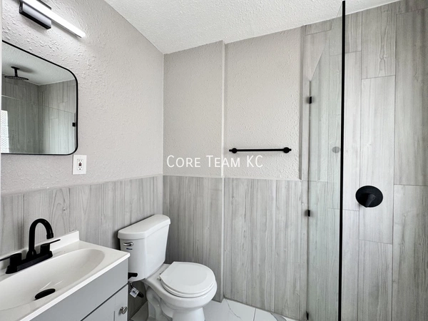 1 bedroom apartment for rent in Country Club Plaza - KCMO, Kansas City