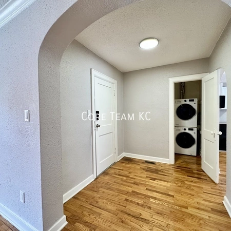 1 bedroom apartment for rent in Country Club Plaza - KCMO, Kansas City