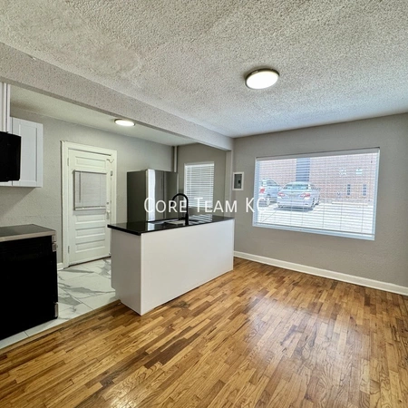 1 bedroom apartment for rent in Country Club Plaza - KCMO, Kansas City