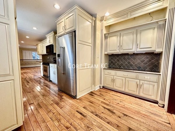 3 bedrooms apartment for rent in Sunset Hill - KCMO, Kansas City