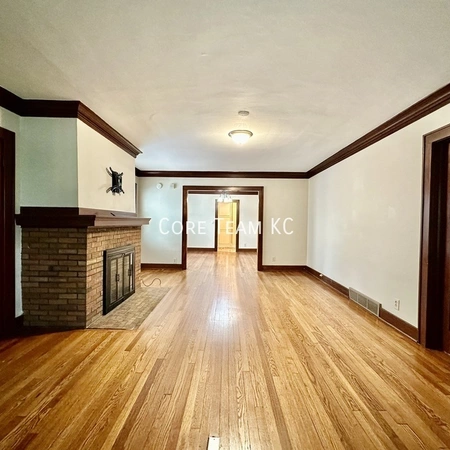 3 bedrooms apartment for rent in Sunset Hill - KCMO, Kansas City