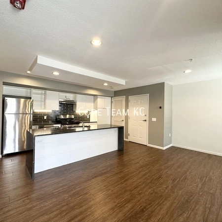1 bedroom apartment for rent in Country Club Plaza - KCMO, Kansas City