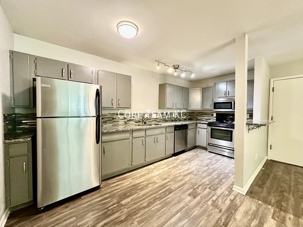 2 bedrooms apartment for rent in Ivanhoe - KCMO, Kansas City