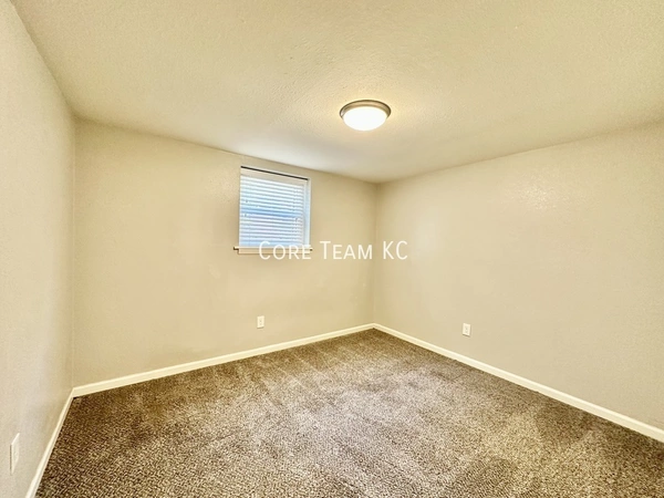2 bedrooms apartment for rent in Ivanhoe - KCMO, Kansas City